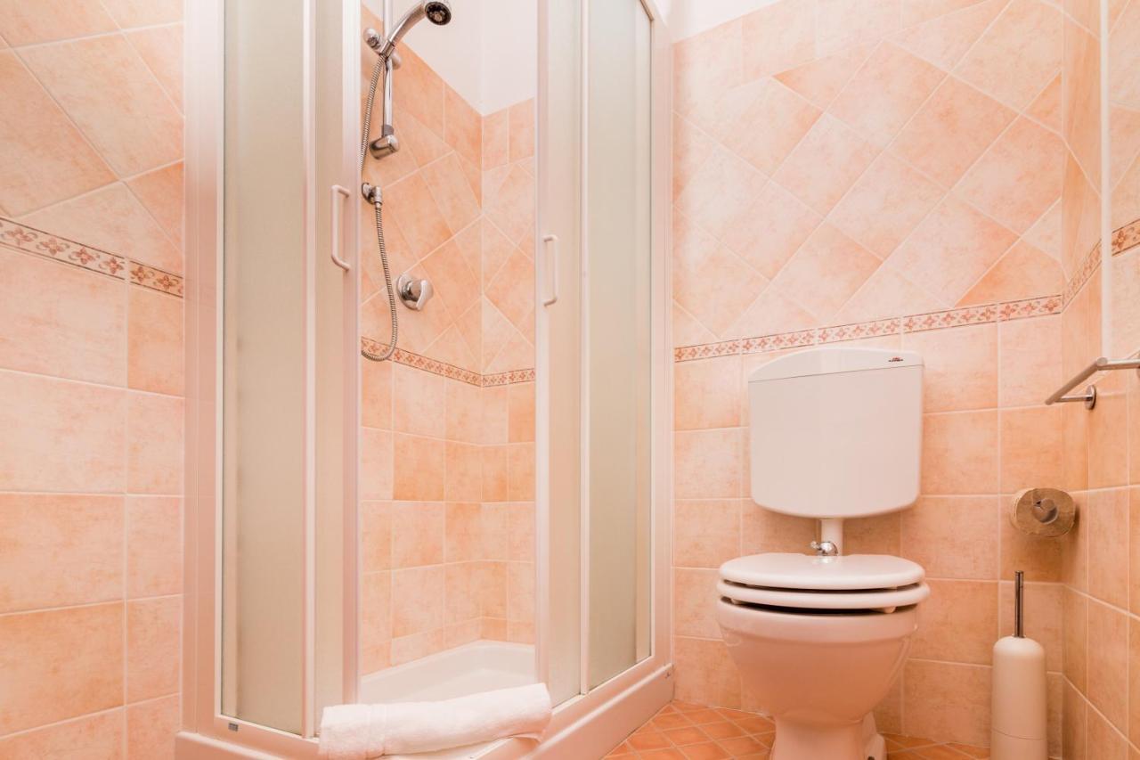 Hotel Lydia Cervia Kültér fotó
