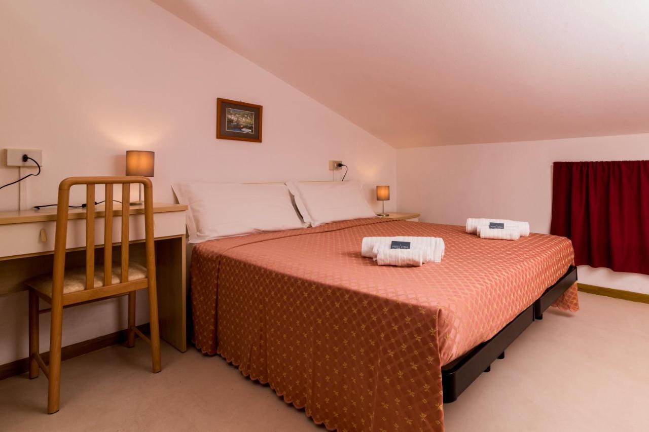 Hotel Lydia Cervia Kültér fotó