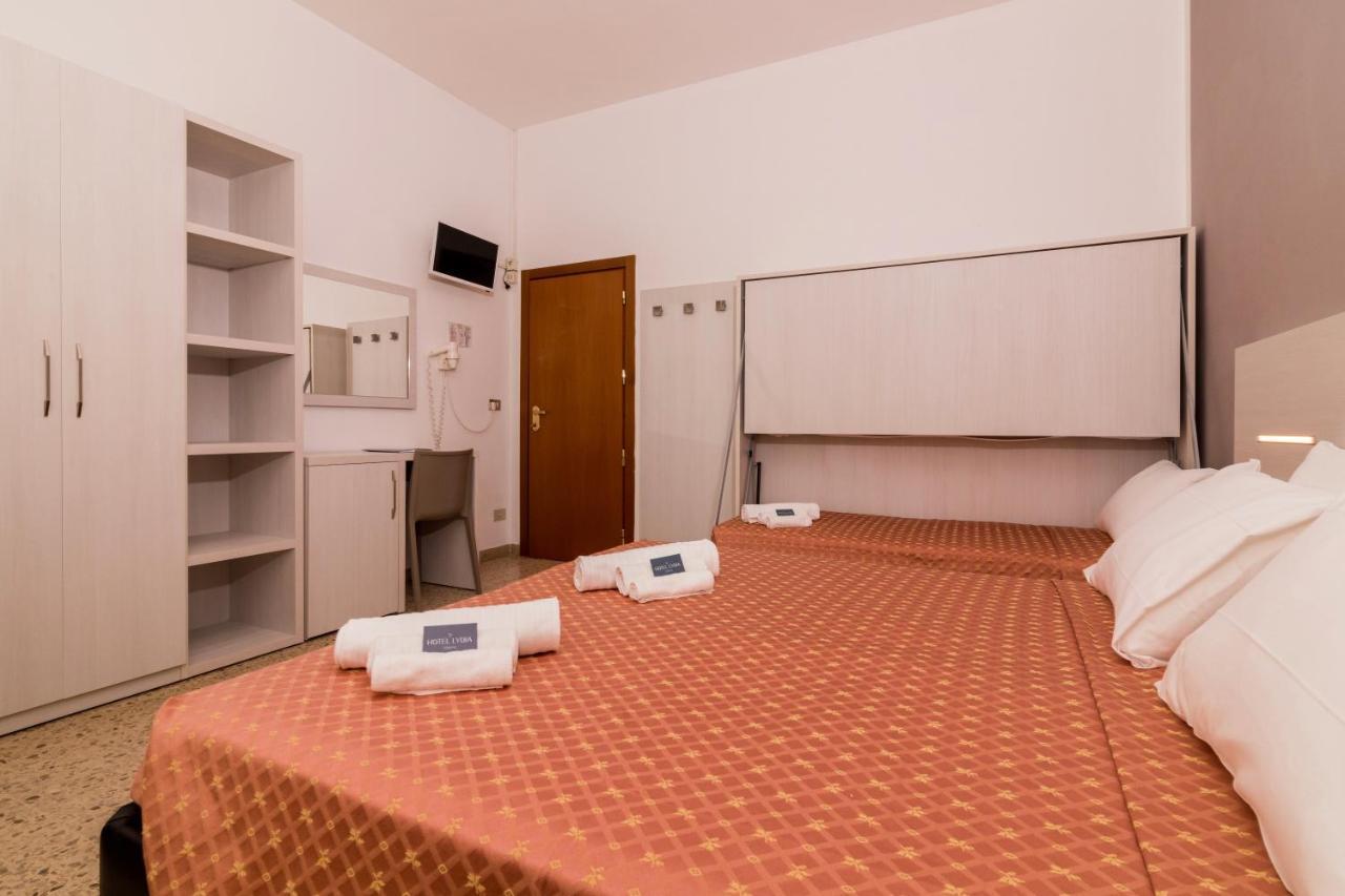 Hotel Lydia Cervia Kültér fotó